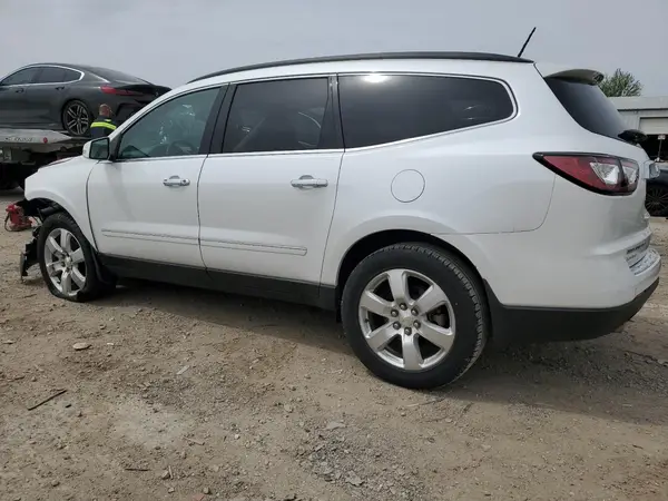 1GNKVJKD6HJ177052 2017 CHEVROLET TRAVERSE - Image 2