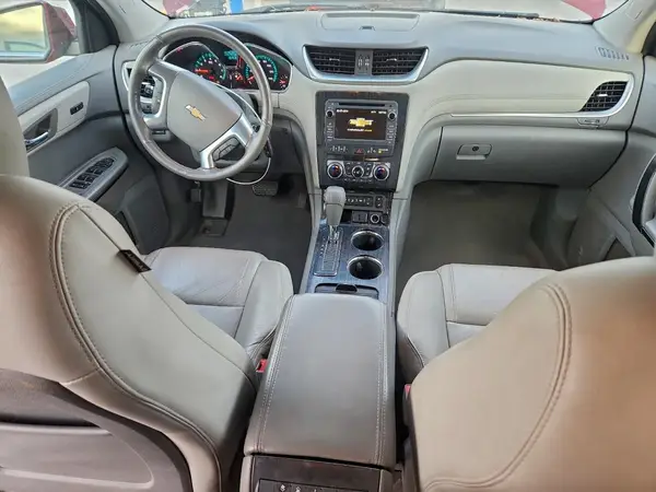 1GNKVJKD6HJ259699 2017 CHEVROLET TRAVERSE - Image 8
