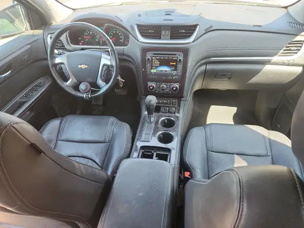 1GNKVJKD7HJ129236 2017 CHEVROLET TRAVERSE - Image 8