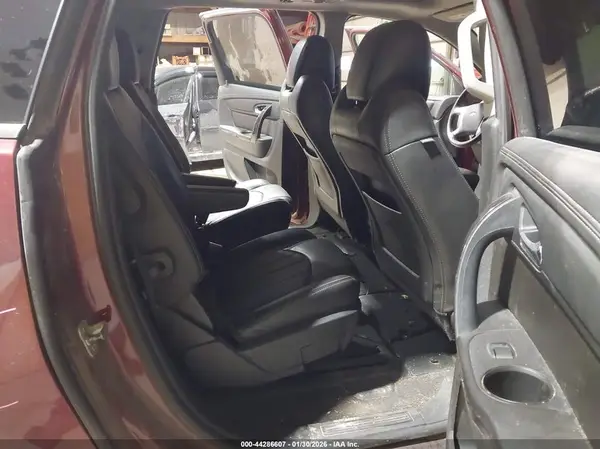 1GNKVJKD7HJ161054 2017 CHEVROLET TRAVERSE - Image 8