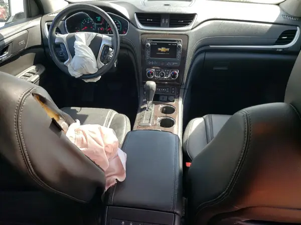 1GNKVJKD7HJ242457 2017 CHEVROLET TRAVERSE - Image 8