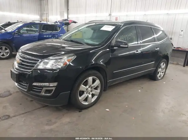 1GNKVJKD7HJ283459 2017 CHEVROLET TRAVERSE - Image 2