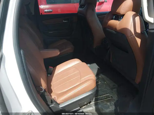 1GNKVJKD7HJ340744 2017 CHEVROLET TRAVERSE - Image 8