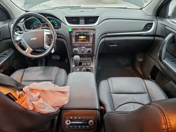 1GNKVJKD8HJ122960 2017 CHEVROLET TRAVERSE - Image 8