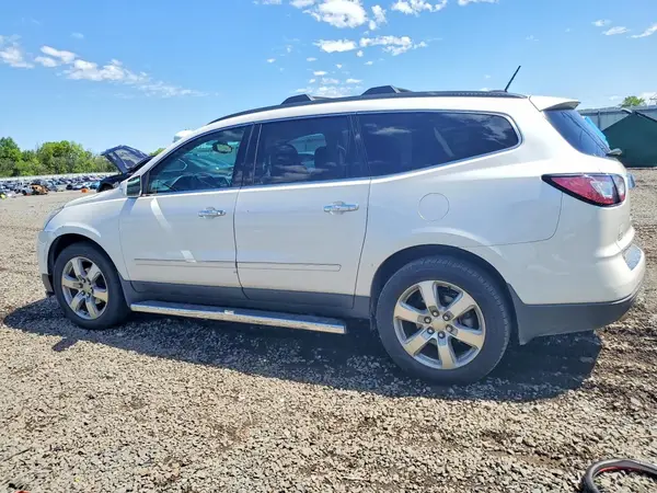 1GNKVJKD8HJ125728 2017 CHEVROLET TRAVERSE - Image 2