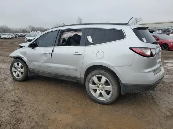 1GNKVJKD8HJ154212 2017 CHEVROLET TRAVERSE - Image 2