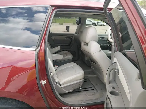 1GNKVJKD8HJ315478 2017 CHEVROLET TRAVERSE - Image 8