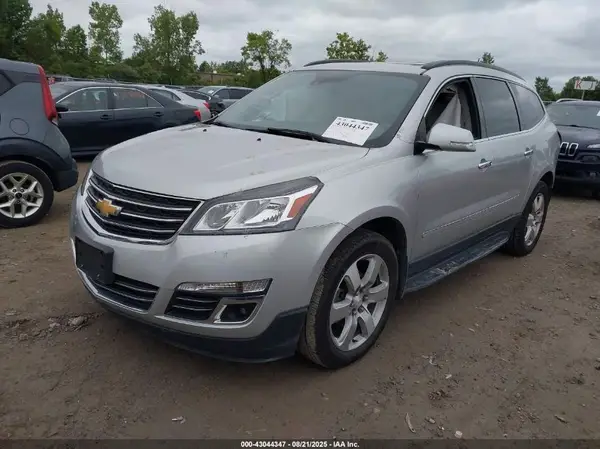 1GNKVJKD9HJ103401 2017 CHEVROLET TRAVERSE - Image 2