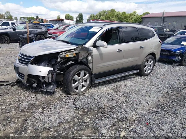 1GNKVJKD9HJ165963 2017 CHEVROLET TRAVERSE - Image 2