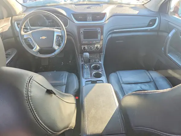 1GNKVJKD9HJ182052 2017 CHEVROLET TRAVERSE - Image 8