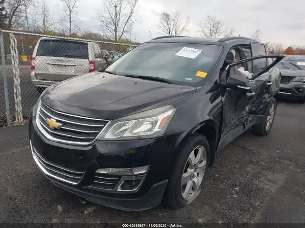 1GNKVJKDXGJ348660 2016 CHEVROLET TRAVERSE - Image 2