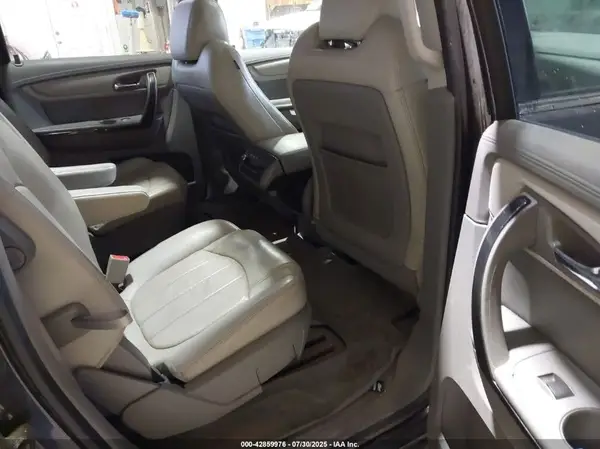 1GNKVJKDXHJ138870 2017 CHEVROLET TRAVERSE - Image 8