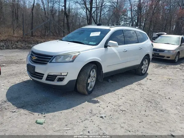 1GNKVJKDXHJ176311 2017 CHEVROLET TRAVERSE - Image 2