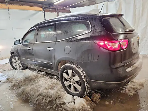 1GNKVJKDXHJ178706 2017 CHEVROLET TRAVERSE - Image 2