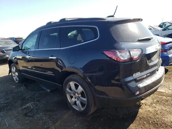 1GNKVJKDXHJ243277 2017 CHEVROLET TRAVERSE - Image 2