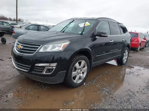 1GNKVJKDXHJ271242 2017 CHEVROLET TRAVERSE - Image 2