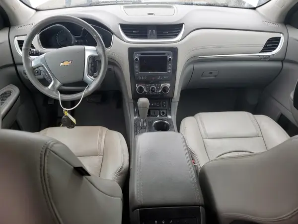 1GNKVJKDXHJ341757 2017 CHEVROLET TRAVERSE - Image 8