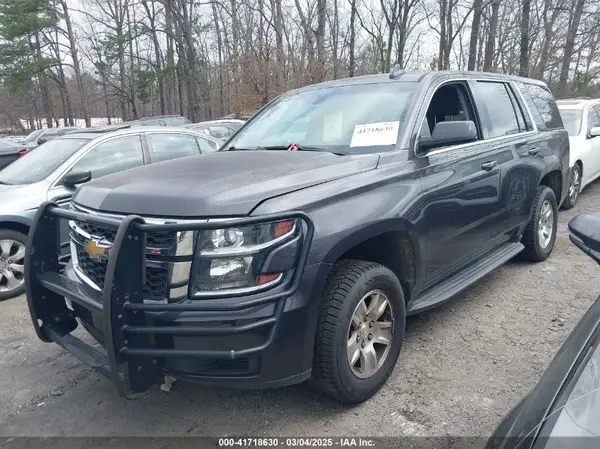 1GNLCDEC0HR303602 2017 CHEVROLET TAHOE - Image 2