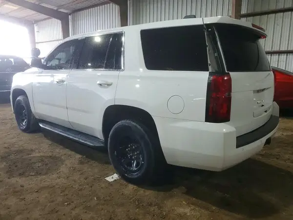 1GNLCDEC0JR209001 2018 CHEVROLET TAHOE - Image 2