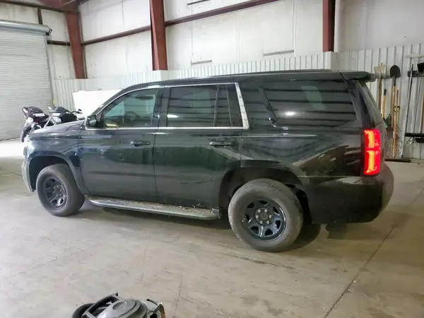 1GNLCDEC0JR227210 2018 CHEVROLET TAHOE - Image 2