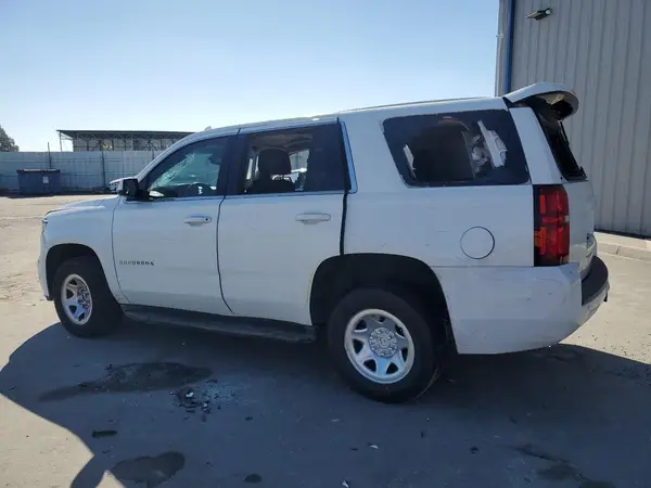 1GNLCDEC1HR161003 2017 CHEVROLET TAHOE - Image 2