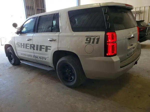 1GNLCDEC1HR246651 2017 CHEVROLET TAHOE - Image 2