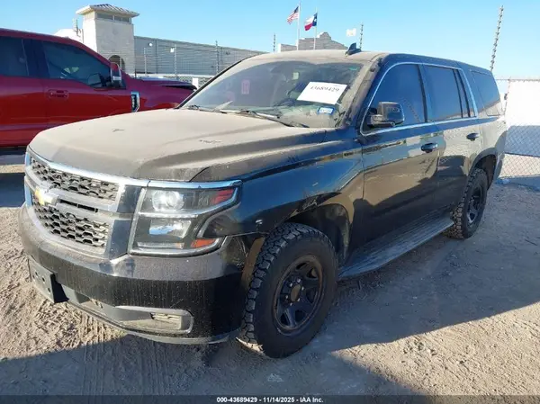 1GNLCDEC1KR241876 2019 CHEVROLET TAHOE - Image 2