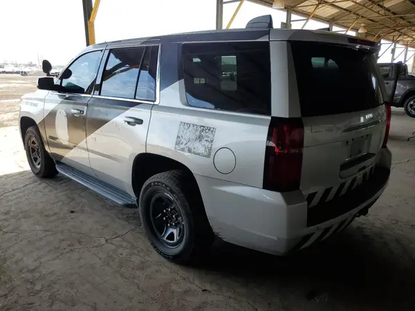 1GNLCDEC1KR300067 2019 CHEVROLET TAHOE - Image 2