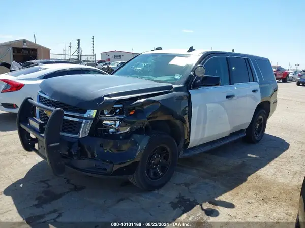 1GNLCDEC2HR187691 2017 CHEVROLET TAHOE - Image 2
