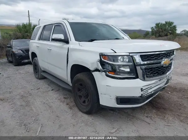 1GNLCDEC2HR360626 2017 CHEVROLET TAHOE - Image 1