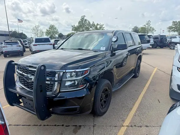 1GNLCDEC2JR230903 2018 CHEVROLET TAHOE - Image 2