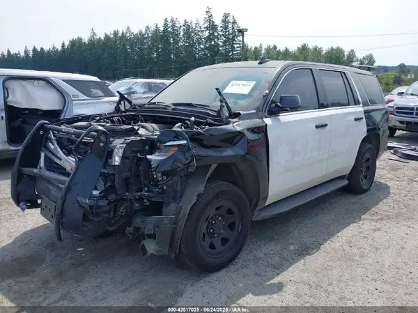 1GNLCDEC3KR323012 2019 CHEVROLET TAHOE - Image 2