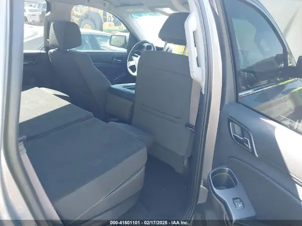 1GNLCDEC4HR304221 2017 CHEVROLET TAHOE - Image 8