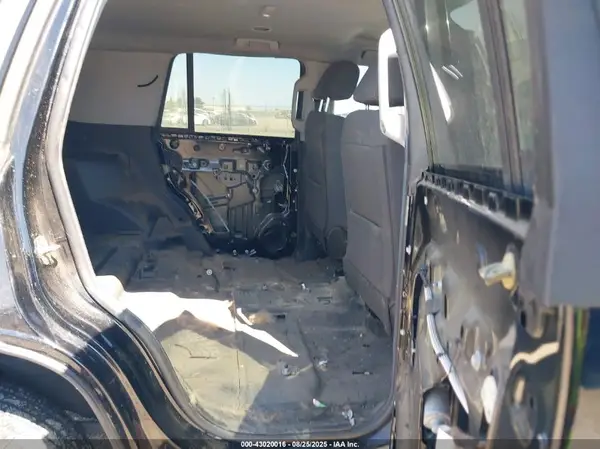 1GNLCDEC4KR150293 2019 CHEVROLET TAHOE - Image 8