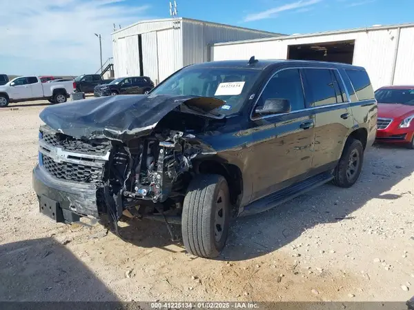 1GNLCDEC4KR295348 2019 CHEVROLET TAHOE - Image 2