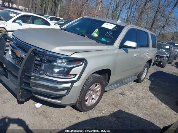 1GNLCDEC5HR237922 2017 CHEVROLET TAHOE - Image 2