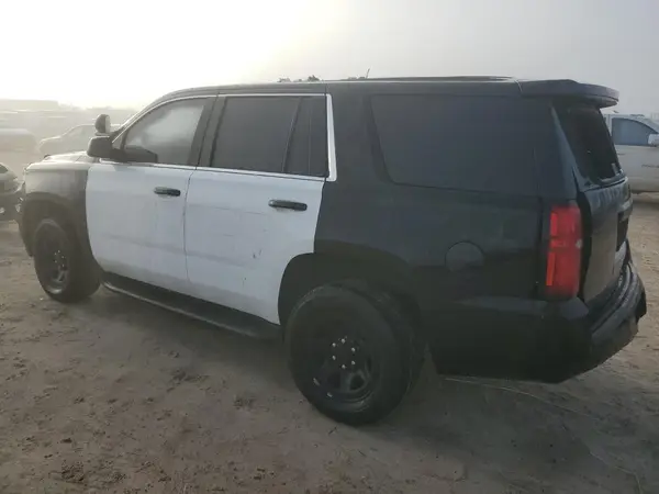 1GNLCDEC5HR261962 2017 CHEVROLET TAHOE - Image 2