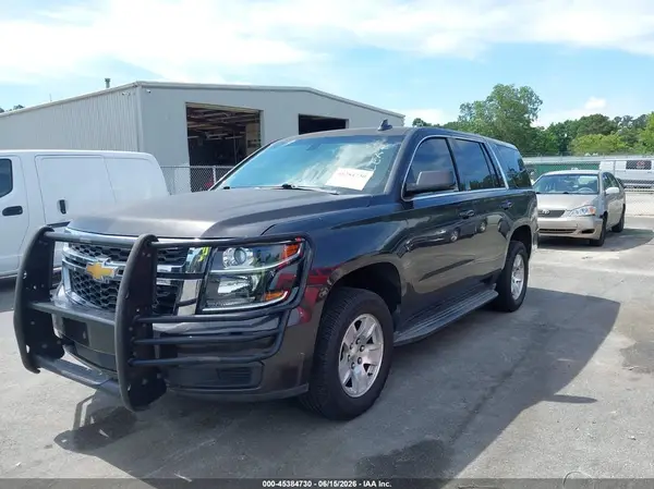 1GNLCDEC6HR303636 2017 CHEVROLET TAHOE - Image 2
