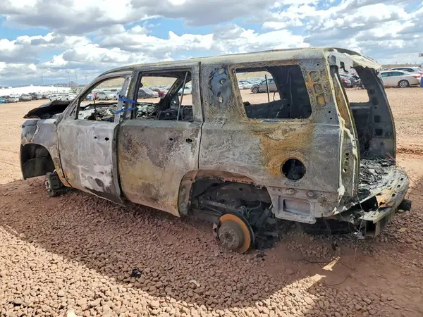 1GNLCDEC6JR260583 2018 CHEVROLET TAHOE - Image 2