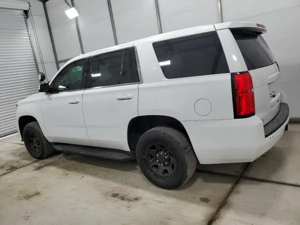 1GNLCDEC7HR174130 2017 CHEVROLET TAHOE - Image 2
