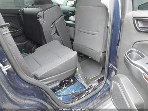 1GNLCDEC7HR306870 2017 CHEVROLET TAHOE - Image 8