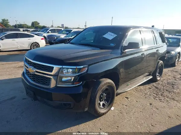 1GNLCDEC7KR330531 2019 CHEVROLET TAHOE - Image 2