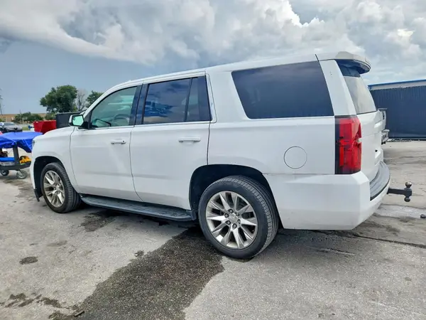 1GNLCDEC7LR246226 2020 CHEVROLET TAHOE - Image 2
