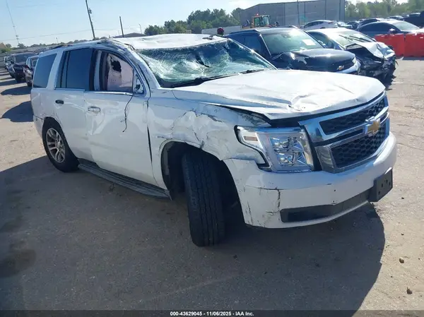 1GNLCDEC8GR282612 2016 CHEVROLET TAHOE - Image 1