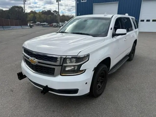 1GNLCDEC8HR190627 2017 CHEVROLET TAHOE - Image 2