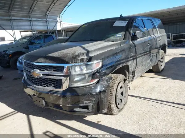 1GNLCDEC8HR385630 2017 CHEVROLET TAHOE - Image 2