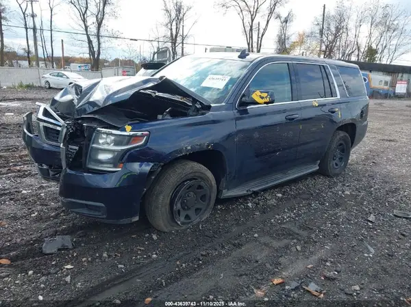 1GNLCDEC8KR238473 2019 CHEVROLET TAHOE - Image 2