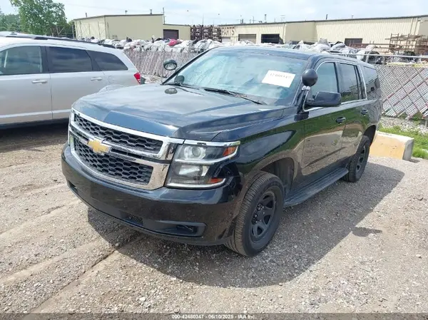 1GNLCDEC8KR376000 2019 CHEVROLET TAHOE - Image 2