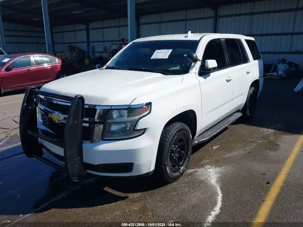1GNLCDEC9GR452766 2016 CHEVROLET TAHOE - Image 2