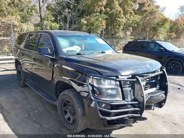 1GNLCDECXKR133529 2019 CHEVROLET TAHOE - Image 1